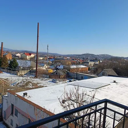 아파트 Domovik на двох, в центрі міста 무카체베