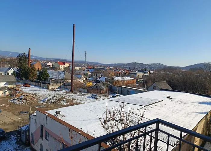 Апартаменты Domovik на двох, в центрі міста Мукачево